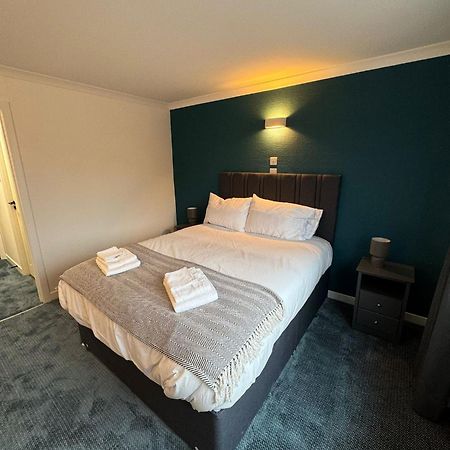 Newly Renovated Cozy Rooms In Fife フレウチー エクステリア 写真